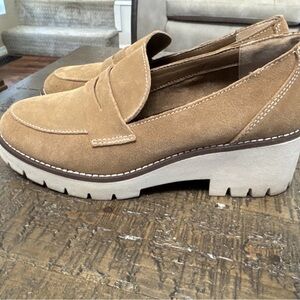 Blondo Waterproof Dulce Platform Loafer Tan Leather Lug Sole Shoes Size 8.5 L2